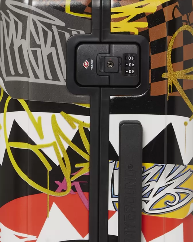 Sprayground | Valigia Rigida Cabina SharknauTIc – Edizione Limitata Sharks in Paris, Tendenze Streetwear 2024