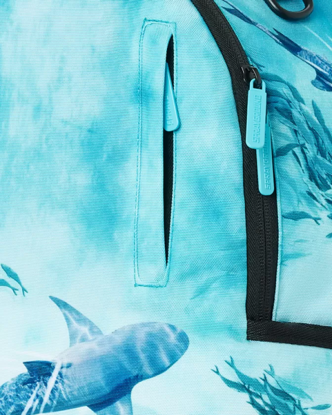 Zaino Sprayground con Stile Squalo Elegante - Morbido Design Urbano e Capiente per l'Everyday