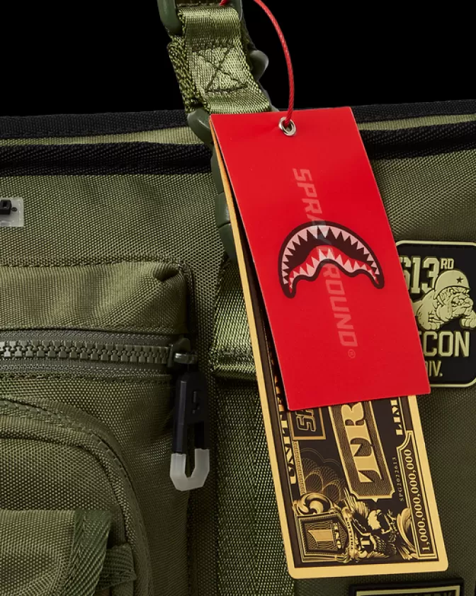 Borsa Sportiva Impermeabile Operazioni Speciali - Tracolla Unisex con Design Dinamico | Sprayground Collezione Edizione Limitata