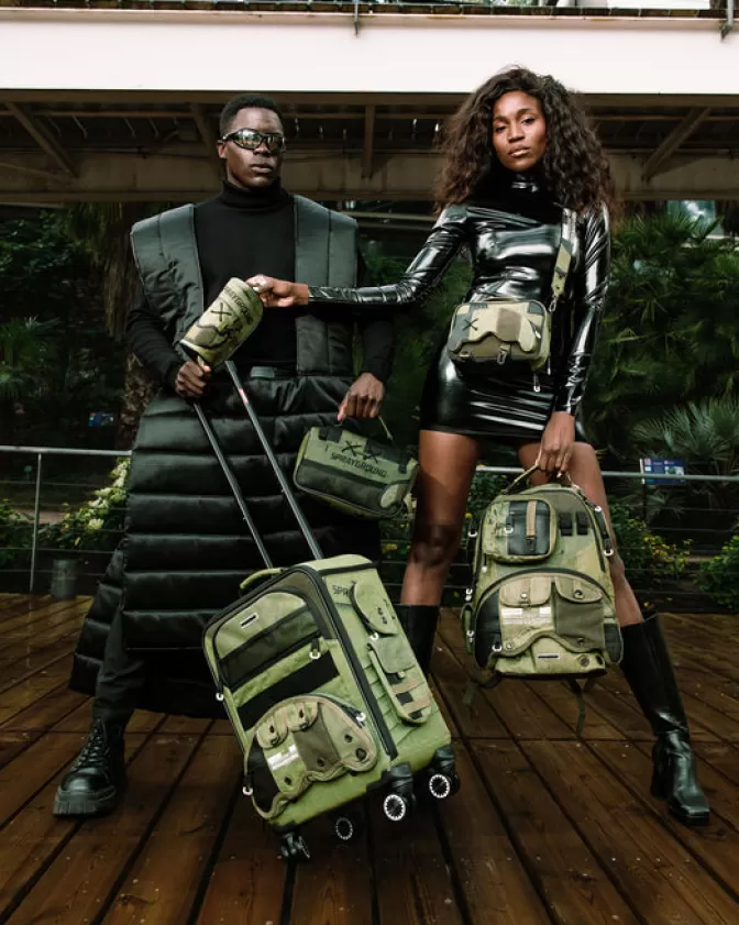 Sprayground Borsa Tattica Porta Valori - Essential per Operazioni Speciali, Design Compatto per Toeletta & Oggetti di Valore, Pronto per l'Azione