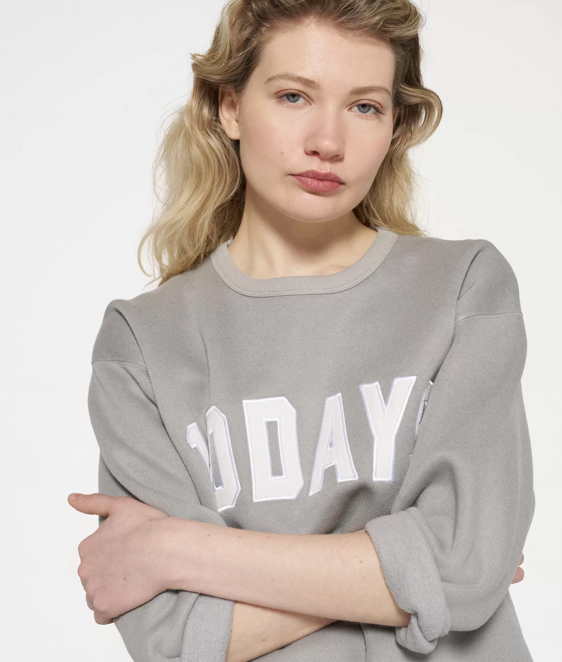 Felpa Donna 10 Giorni - Maglia Oversize con Stile Unico e Design Memorabile