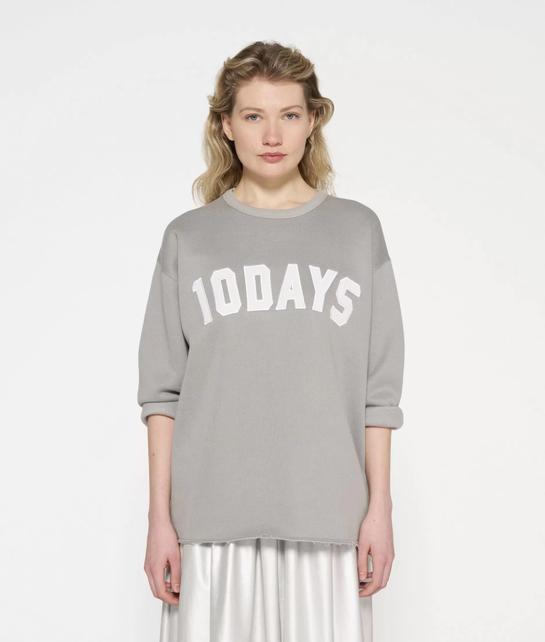 Felpa Donna 10 Giorni - Maglia Oversize con Stile Unico e Design Memorabile