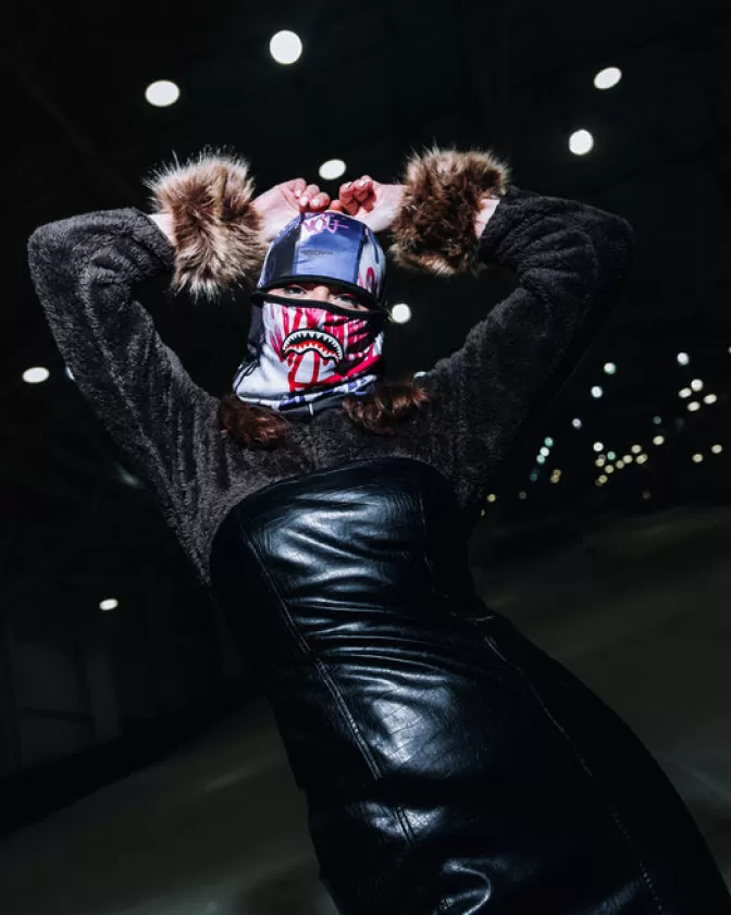 Passamontagna Sprayground - Essential Stile Urbano con Design Avveniristico | Accessori Invernali Tecnici per Temperature Estreme