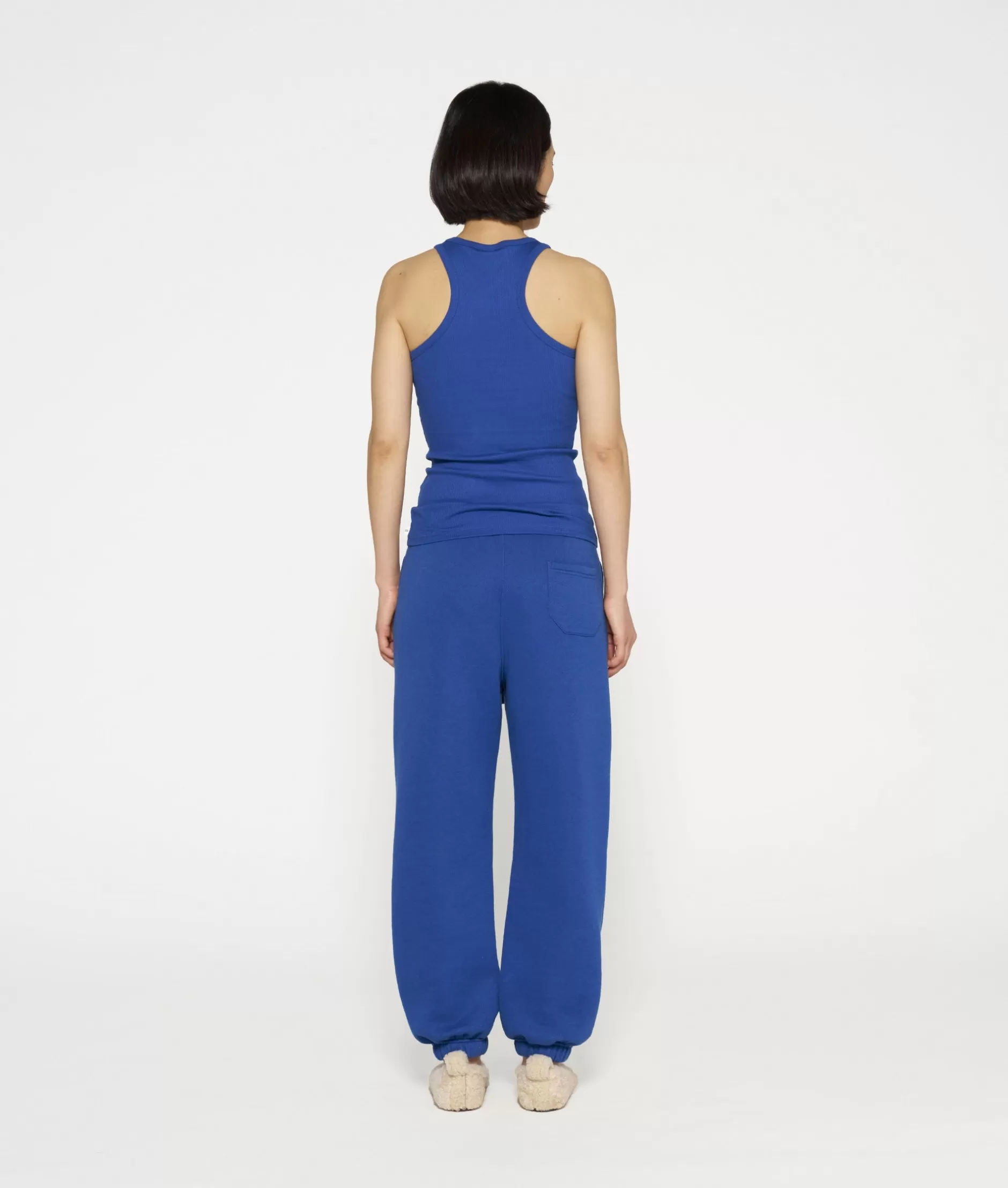 Canotta Elegante Donna in Maglia Costine - 10 Giorni di Stile e Conforto



Top Donna con Scollo a Barchetta - Maglia Rigata 10 Giorni Versatile



Canotta Donna con Rifiniture a Coste - 10 Giorni di Tendenze Casual