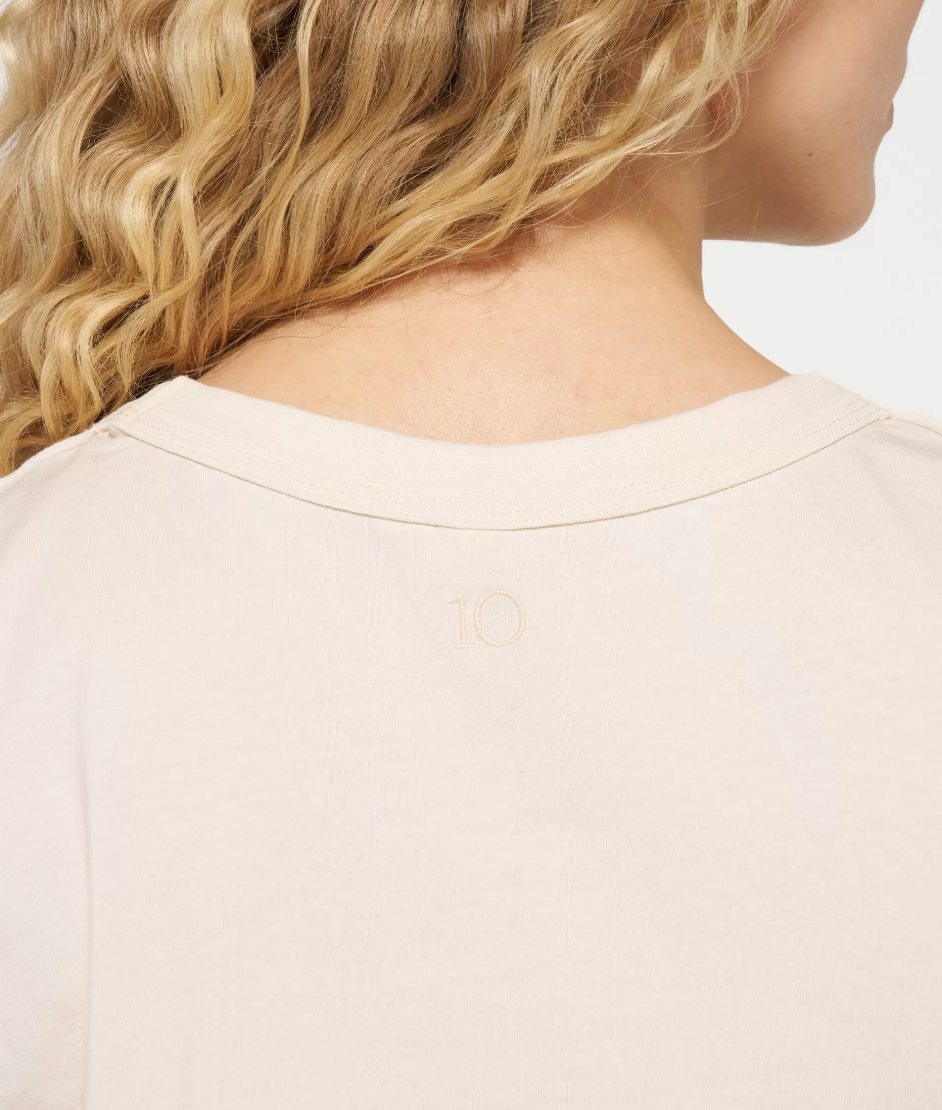 Magliette Casual Donna 10DAYS | Cotone Premium con Stampa Durevole 🌿 Design Unisex per Tutti i Giorni ✨ Stile che Dura 10 Giorni e Oltre!