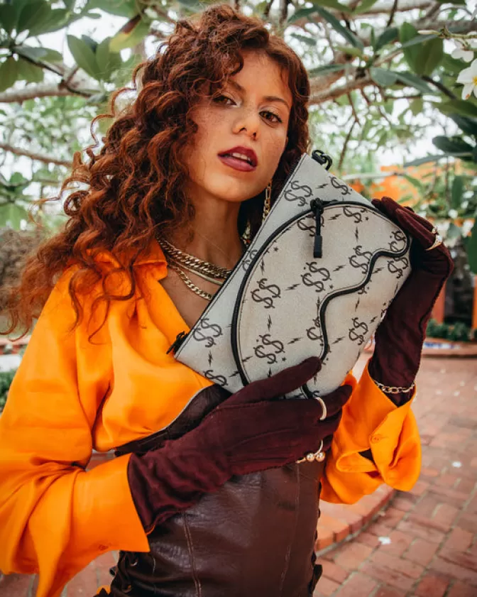 Sprayground | Tracolla Crossover 'Fuga Urbana' - Clutch Iconiche per Stile senza Limiti