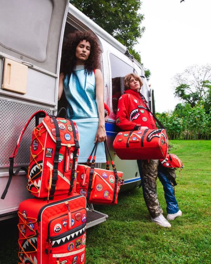 Zaino Sprayground Colline: Avventura Globale Multifunzione per Escursioni Resistenti