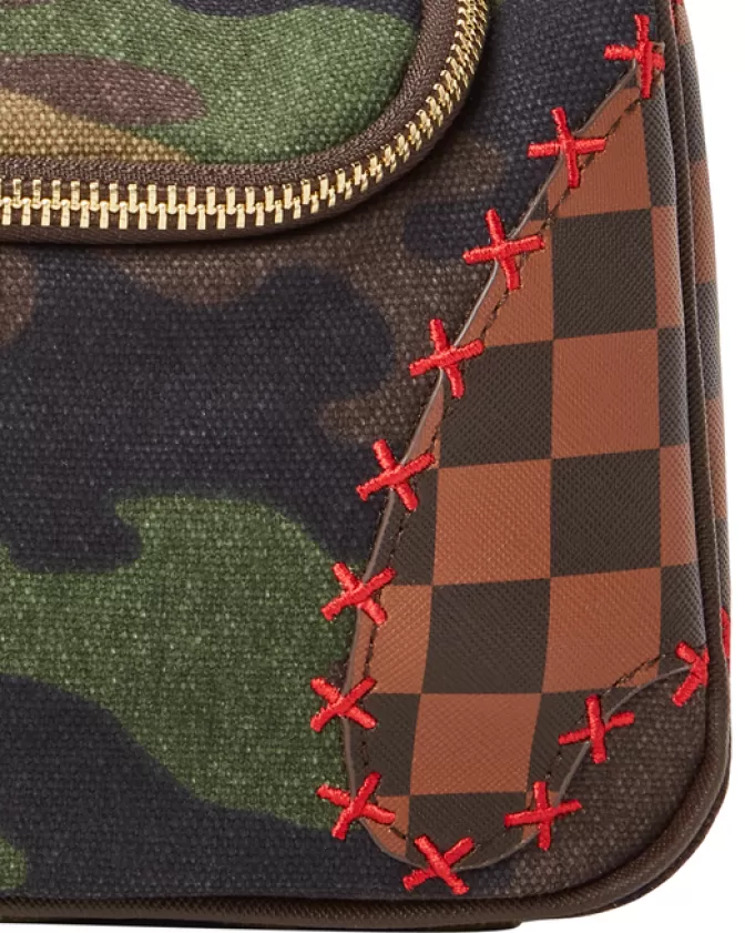 Sprayground Borsa da Toeletta Shark: Portavalori Stile Urbano con Design Paradossale - Edizione Limitata