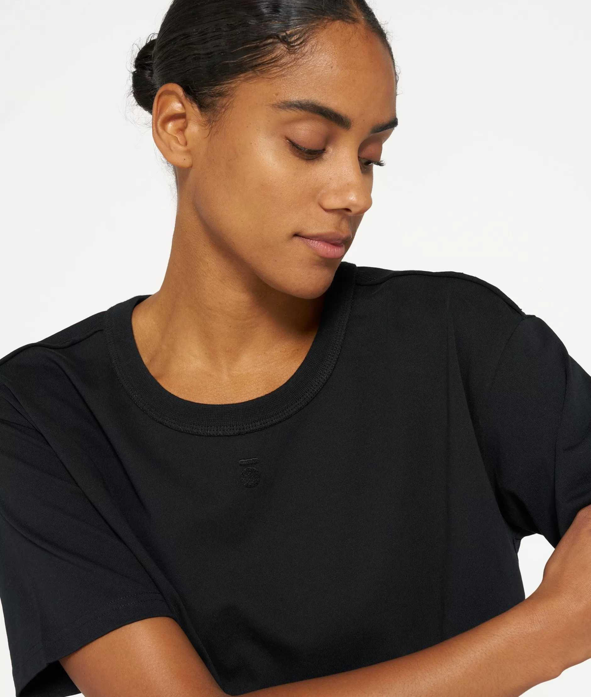Maglietta Donna 10 Giorni - Cotone Spesso Premium Confezione Morbida 

Tee Casual a Manica Corta Tessuto Resistente - Collezione 10Daily Wear 

Maglietta Oversize in Puro Cotone - Conforto Duraturo per Tutto il Giorno