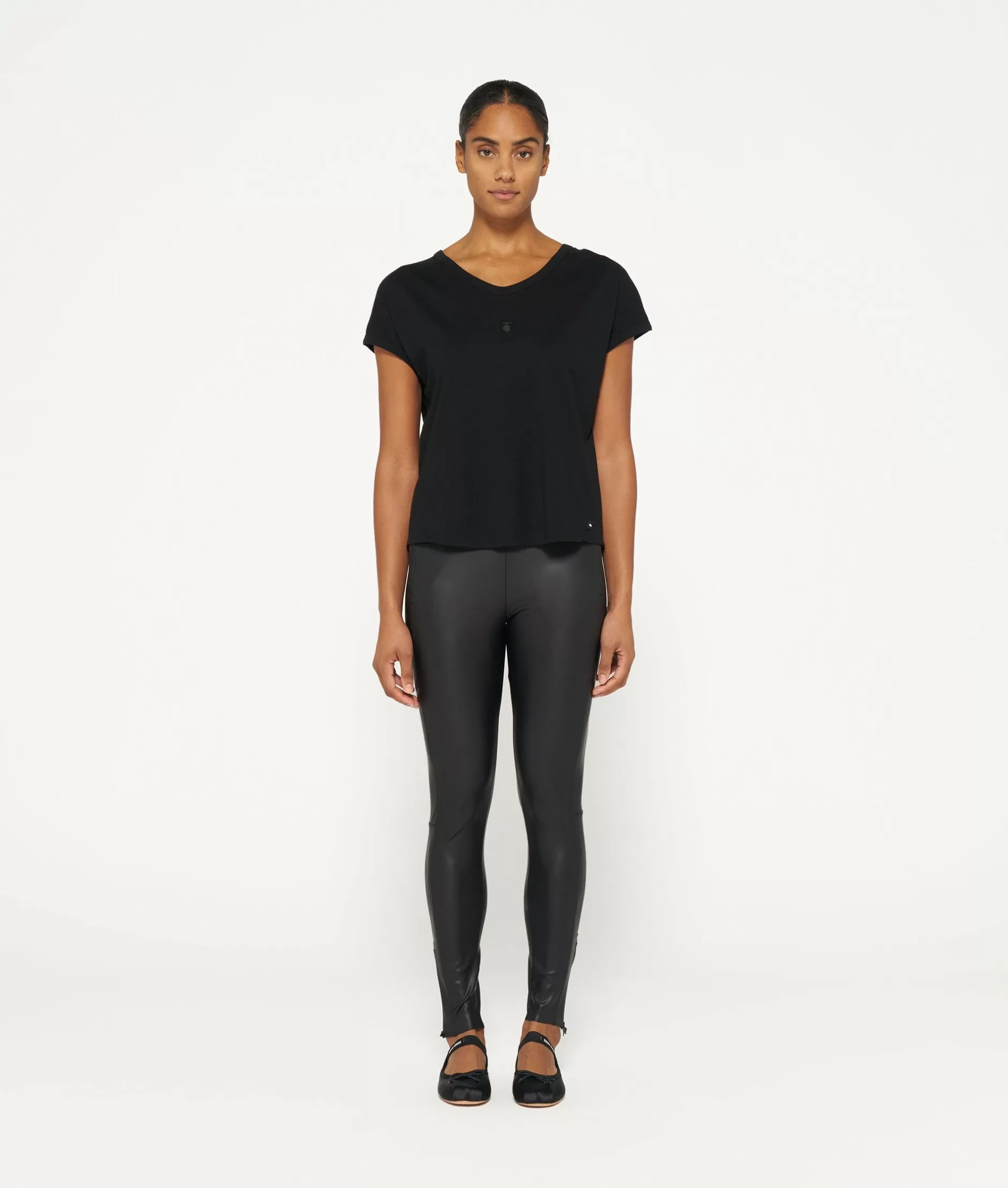 Magliette Donna 10 Giorni - Scollo a V Comodo ed Elegante
