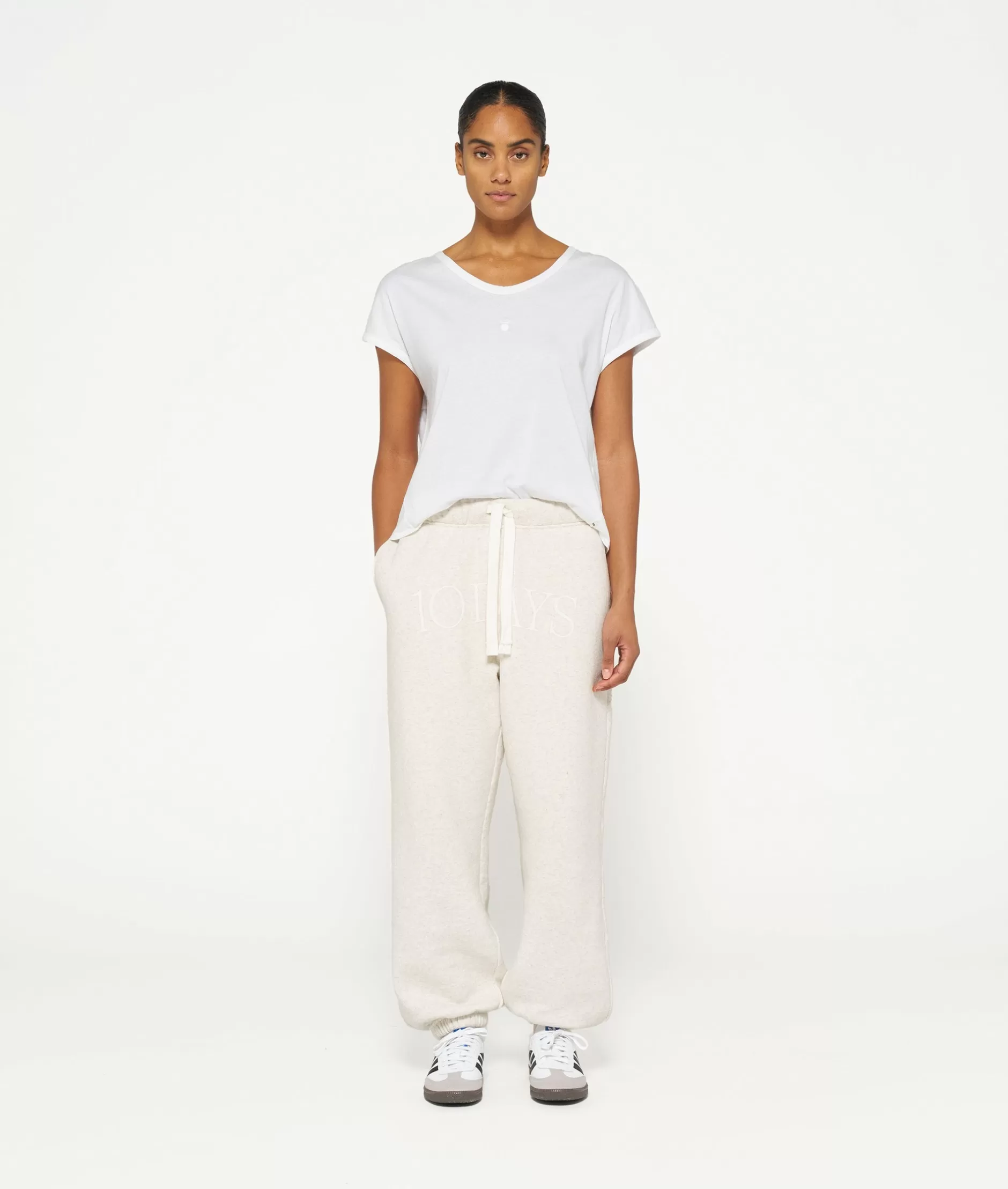 Magliette Essential Donna in Cotone Morbido con Scollo a V - Stile Senza Tempo per 10 Giorni di Look Perfetto