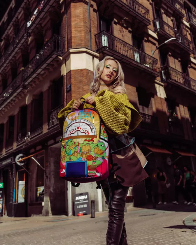 Zaino Sprayground Collezione Tartarughe Ninja: Luci Notturne con Design Esclusivo