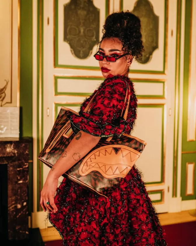 Borse a Tracolla Sprayground | Modello Henny Visionario con Stampa Psichedelica - Design Unico per Stile Urbano, Capienza Generosa e Fodera Personalizzata