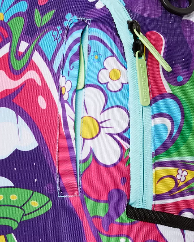 Zaini Sprayground: Compagni per Avventure e Stile con Design Labbra Iconico