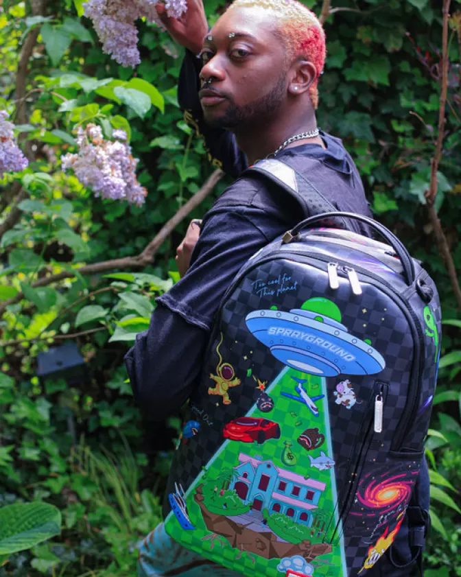 Zaino Sprayground UFO THO: Design Futuristico e Stile Unico - Modello DLXV