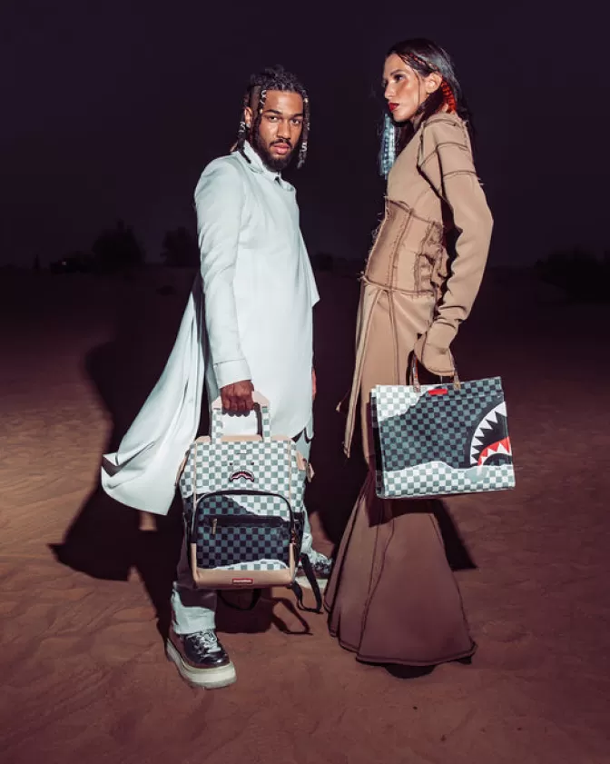 Zaino Sprayground Impermeabile per Imprenditori - Design Unico per Startup Vincenti e Imprese Inarrestabili, Compagno Ideale per Lavoro e Avventure