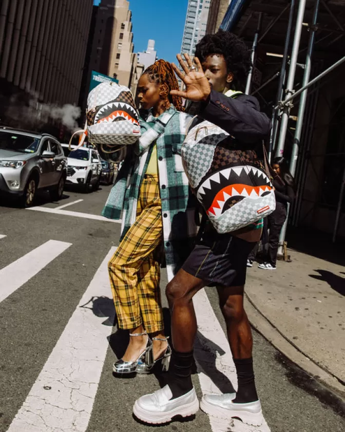 Zaini Sprayground Collezione Savages - Serie Endeavors II: Design Audace per Avventure Senza Limiti