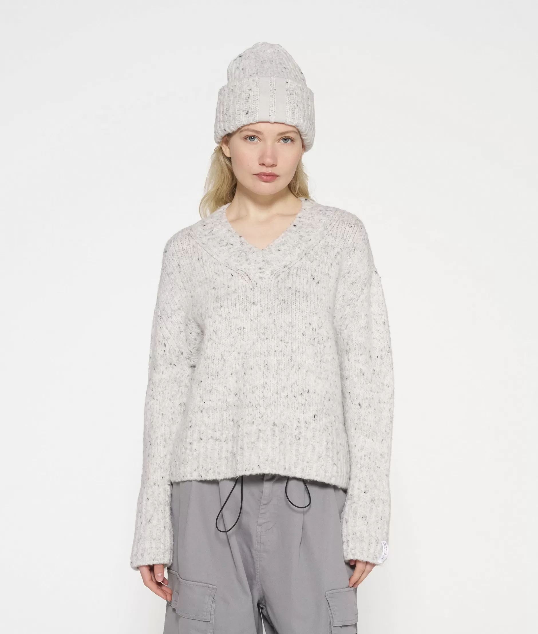 Maglione Donna con Scollatura a V - Intreccio Morbido 10 Giorni