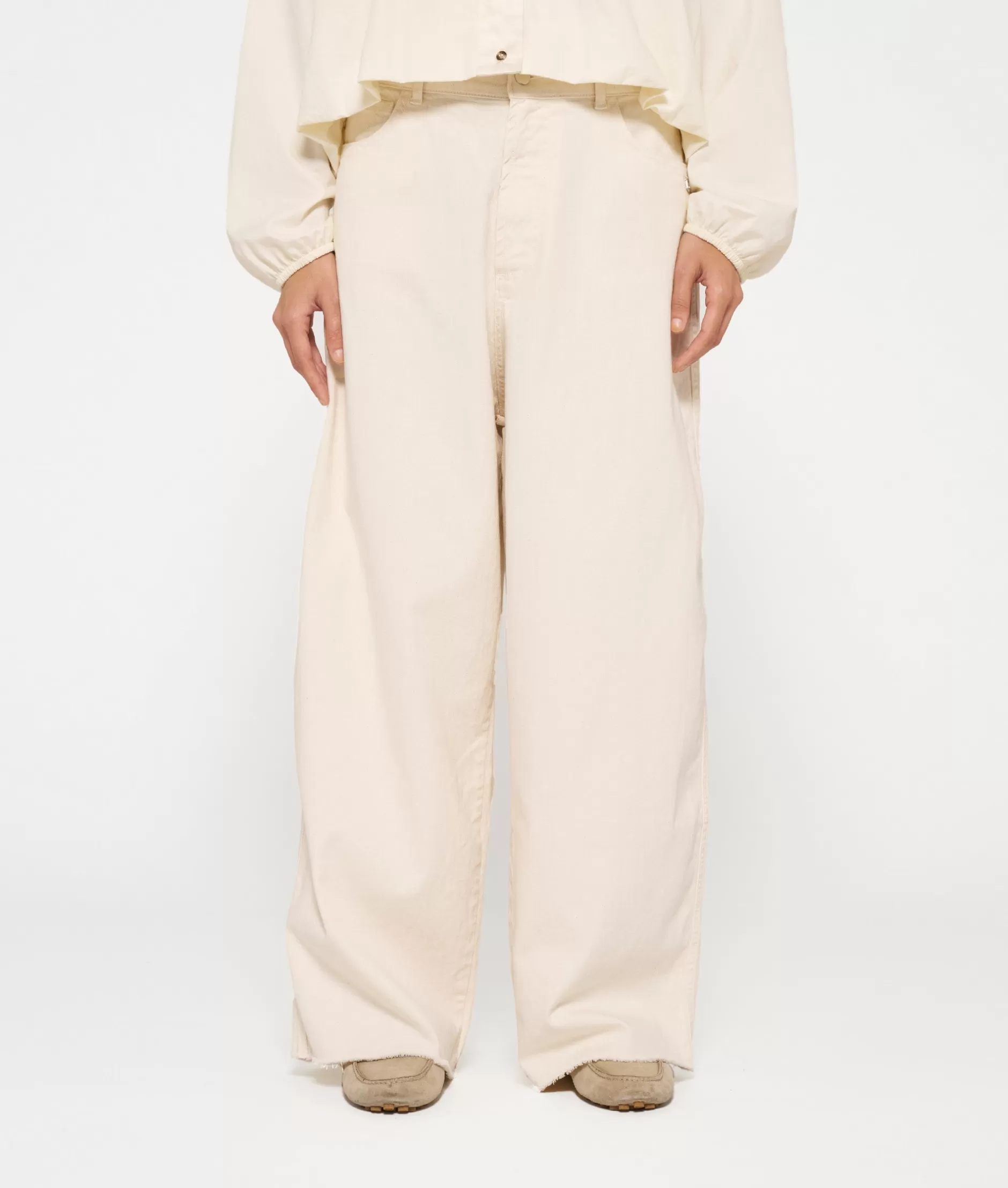 Pantaloni Larghi Donna in Tessuto Twill - Moderno Taglio Oversize per Stile Casual e Confort Giornaliero (Collezione 10DAYS Autunno/Inverno 2024)