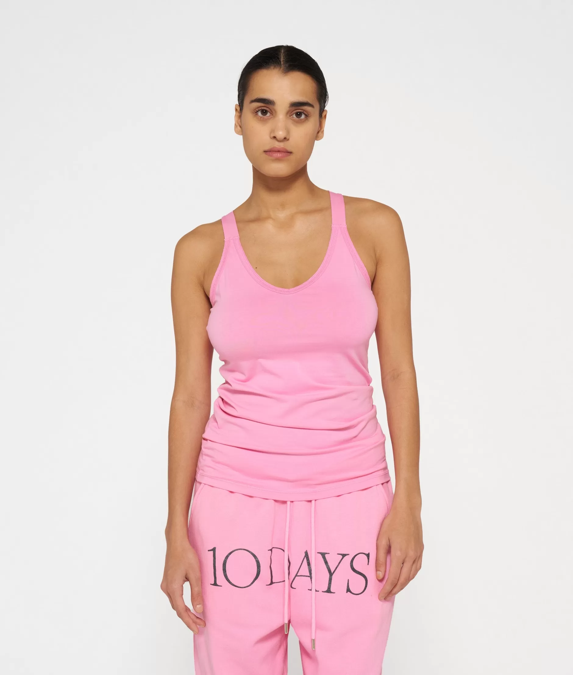 Eleganti Salviette Intime Giornaliere Donna - Confezione da 10 Assorbenti Ultra Sottili per Tutto il Giorno, Discrezione e Comfort Garantiti