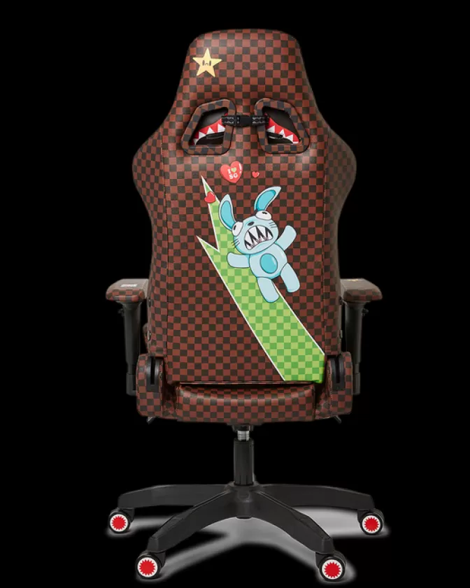 Sprayground Presenta: Poltrona Gaming WTF - Edizione Limitata Esclusiva

(Alternativa 1) Sprayground Serie Premium: Sedia da Gioco WTF - Pezzo Collezionistico Rarissimo

(Alternativa 2) Poltrone Gaming Sprayground - Modello WTF in Edizione Numerata Limitata