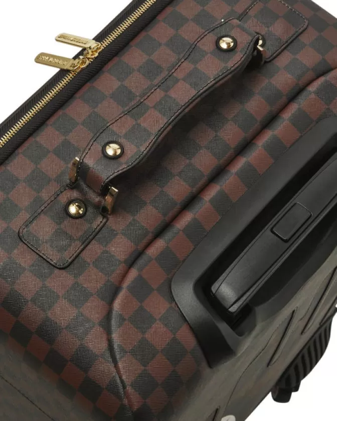 Valigia a mano Sprayground XTC - Squali di Parigi con Stile Avventuroso per Viaggiatori Intrepidi 

Design Esclusivo Jet Set: Bagaglio Cabina Moderno con Tema Squali Urbani 

Viaggia con Stile - Sprayground Collezione Parisienne per Globetrotter Fashion