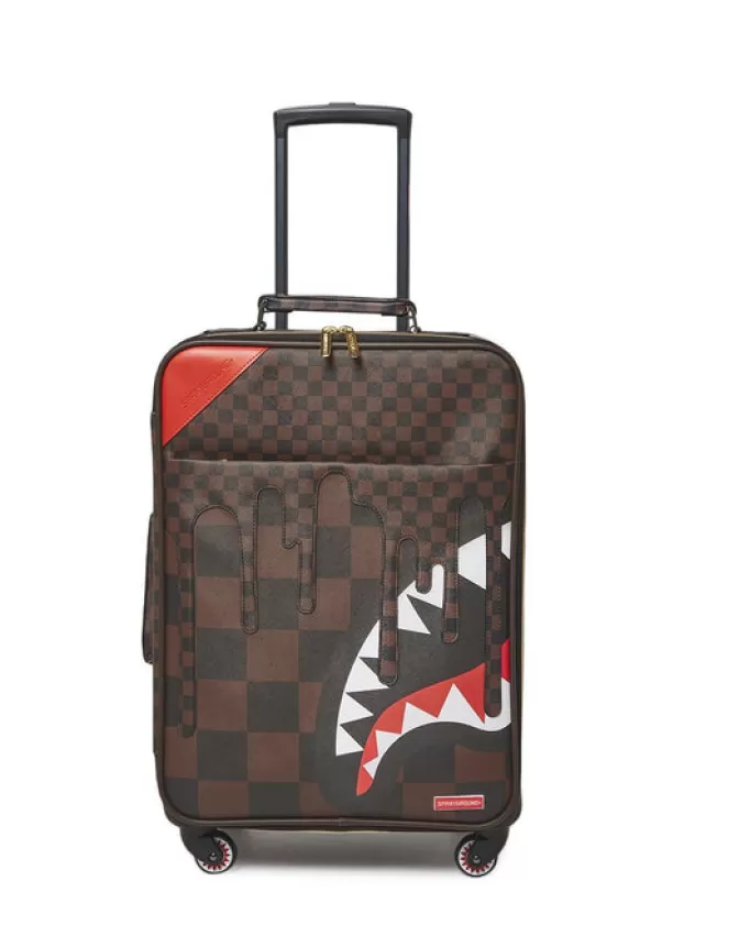 Valigia a mano Sprayground XTC - Squali di Parigi con Stile Avventuroso per Viaggiatori Intrepidi 

Design Esclusivo Jet Set: Bagaglio Cabina Moderno con Tema Squali Urbani 

Viaggia con Stile - Sprayground Collezione Parisienne per Globetrotter Fashion